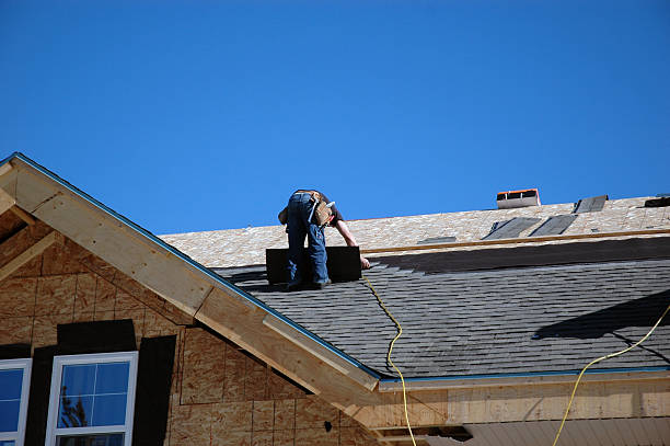 Roof Gutter Cleaning in Pekin, IL